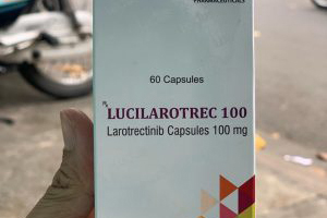 拉罗替尼Larotrectinib